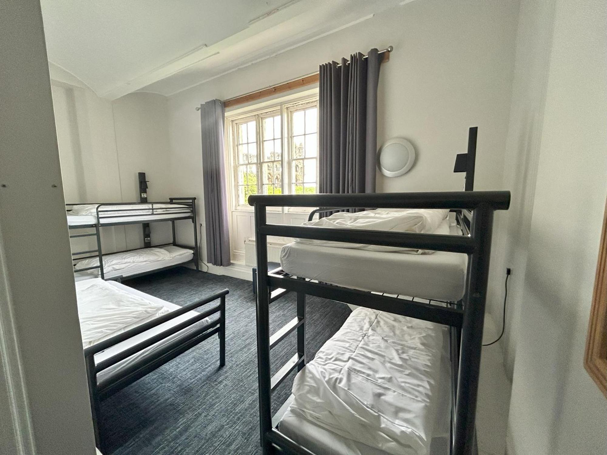 Hostel Yha *